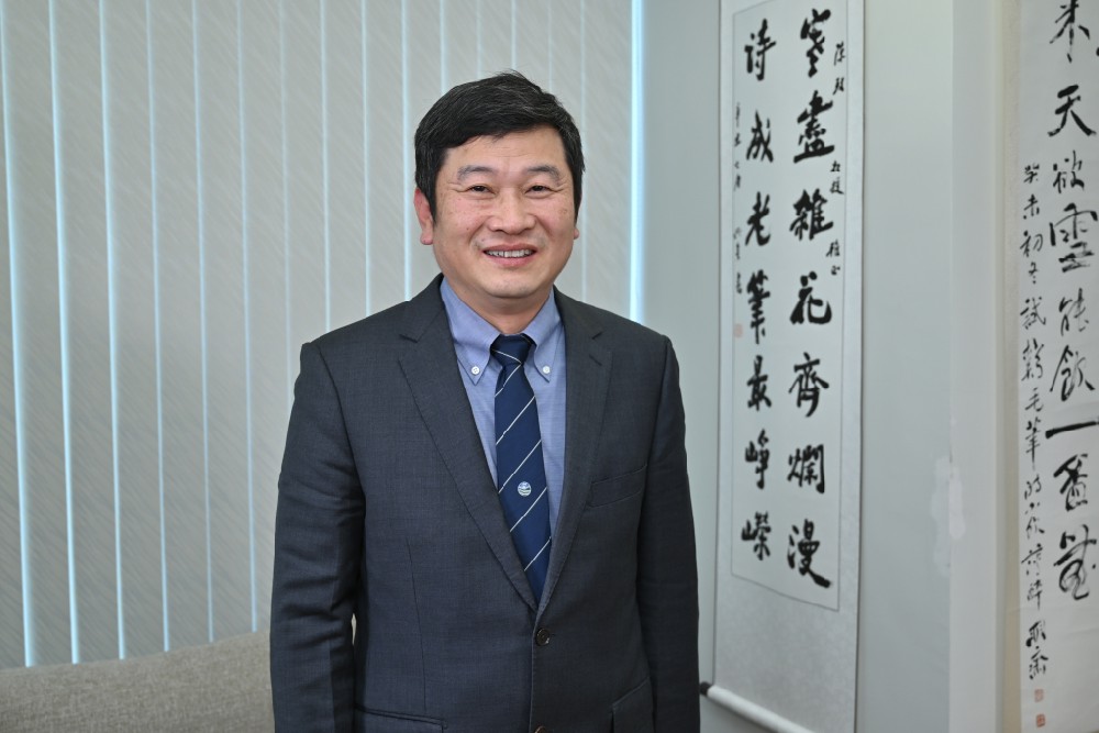 香港珠海學院校長陳致歡迎廣大考生前來報考